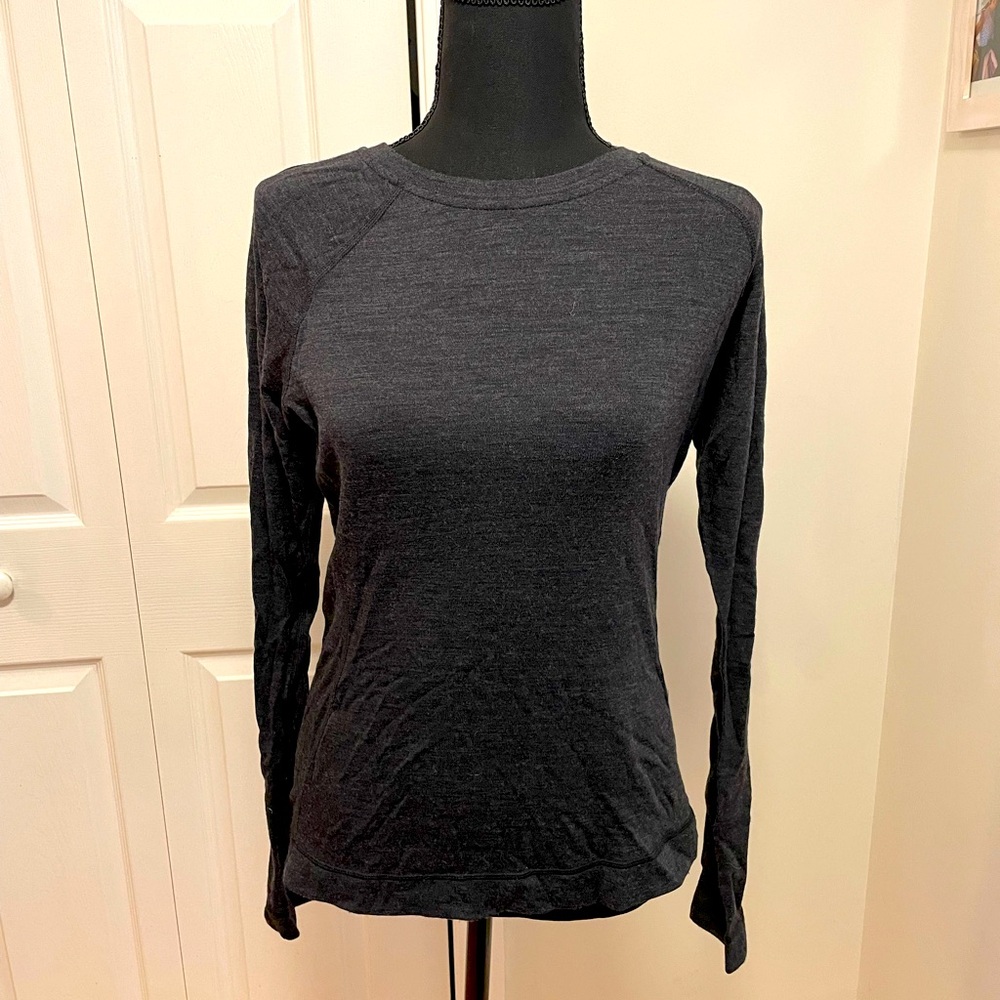 Smartwool long sleeve in dark gray